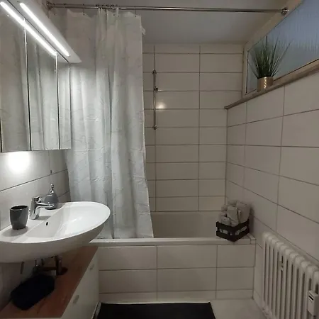 Apartment Ein-zimmer Mit Aussicht *